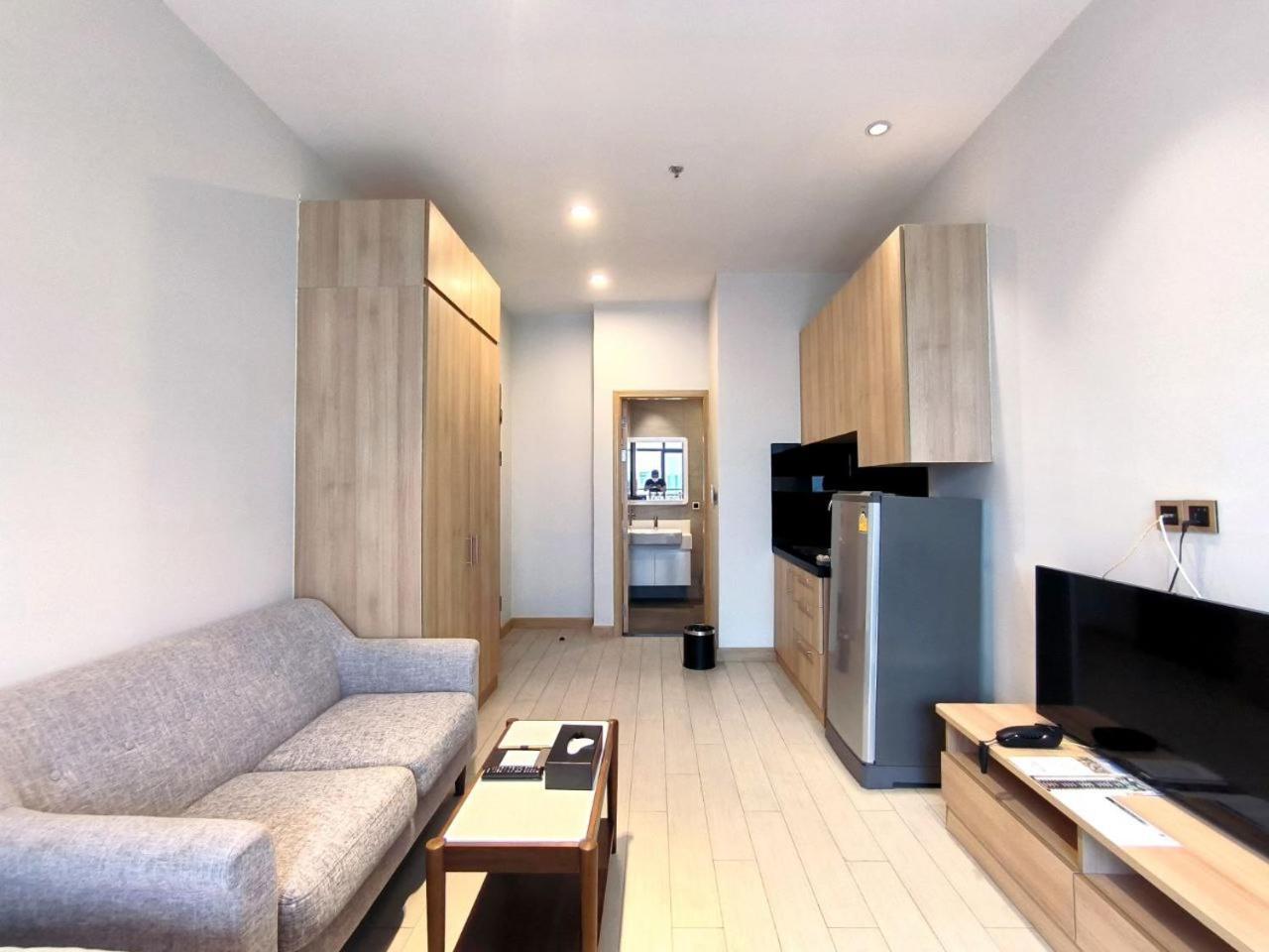 The View Serviced Residence 豪景日式酒店公寓 Phnom Penh Esterno foto