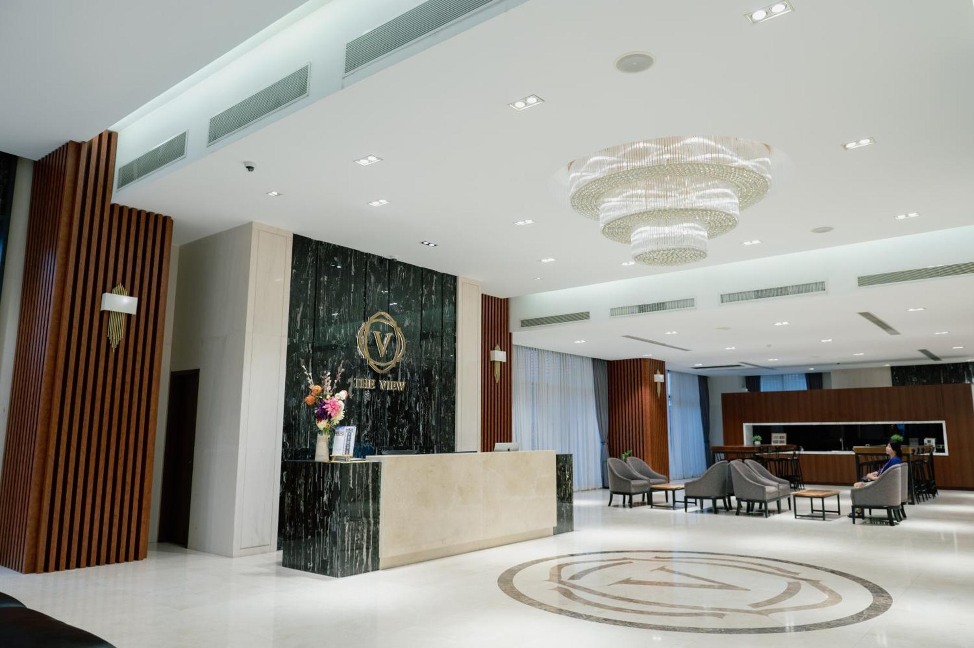 The View Serviced Residence 豪景日式酒店公寓 Phnom Penh Esterno foto