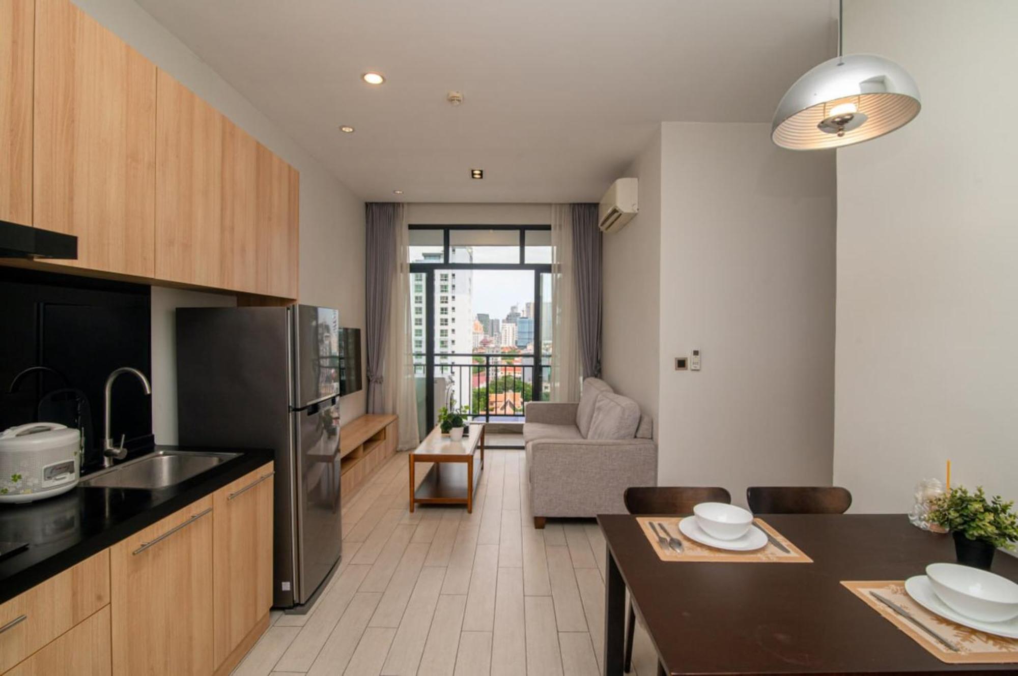 The View Serviced Residence 豪景日式酒店公寓 Phnom Penh Esterno foto